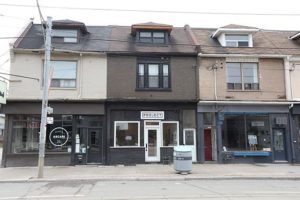 3 storey space with 5+1 units and parking in the heart of Leslieville | Leslie Brlec